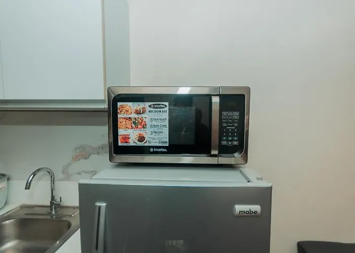 Urban Luxe 1br Makati Gym Swim Park Fast Internet Mb 3301 *