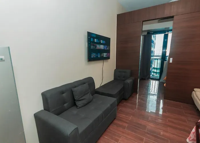 Urban Luxe 1br Makati Gym Swim Park Fast Internet Mb 3301 Apartment