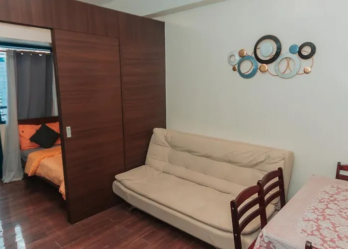 Apartment Urban Luxe 1br Makati Gym Swim Park Fast Internet Mb 3301