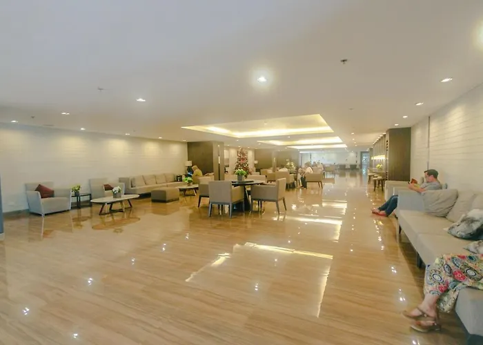 Urban Luxe 1br Makati Gym Swim Park Fast Internet Mb 3301