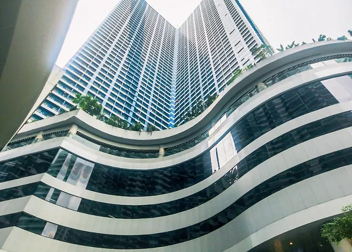 Urban Luxe 1br Makati Gym Swim Park Fast Internet Mb 3301